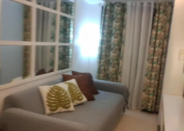 Spacious Homes At Shore Near Mall Of Манила